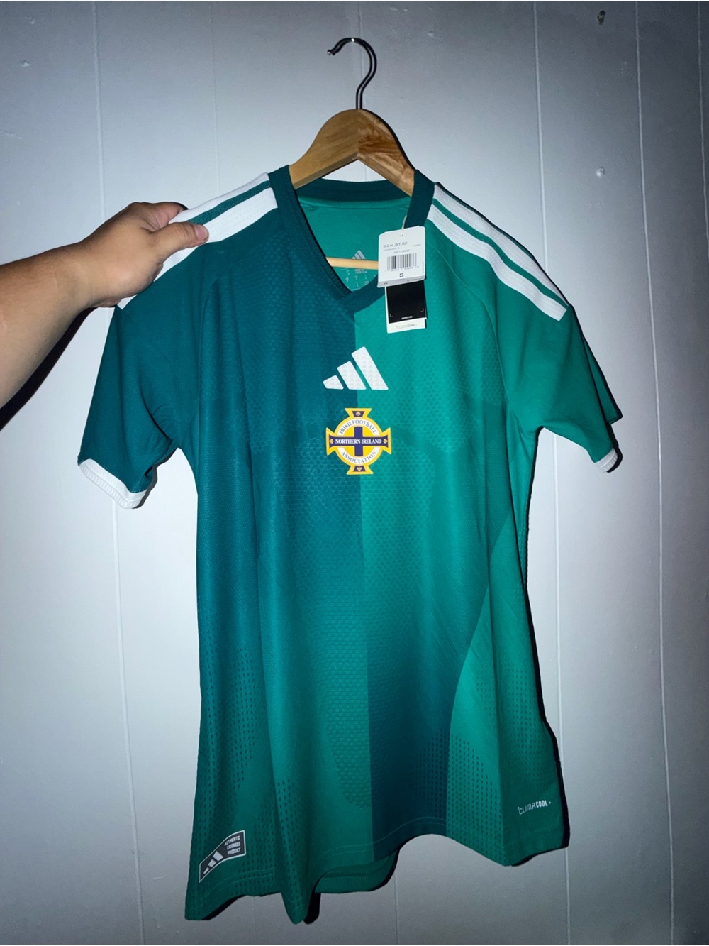 Men adidas Ireland jersey Size S